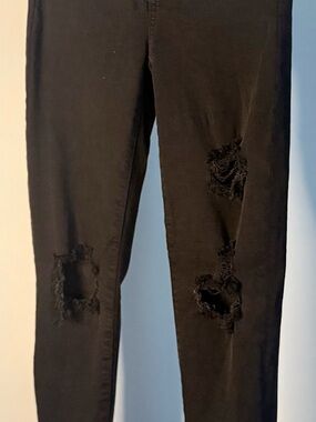 American Eagle Outfitters Black Ripped Skinny Jeans